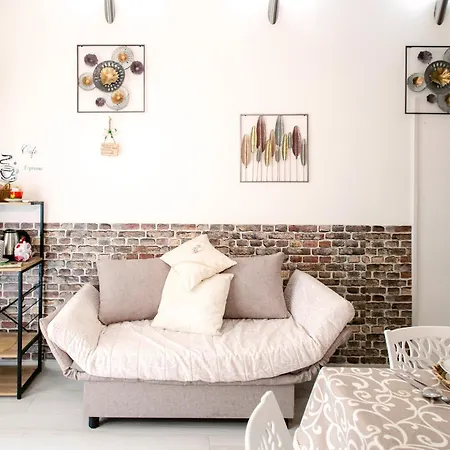 Flower'S House 22 - Triple Apartment - Molfetta Extérieur photo