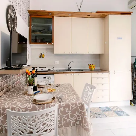 Flower'S House 22 - Triple Apartment - Molfetta Extérieur photo